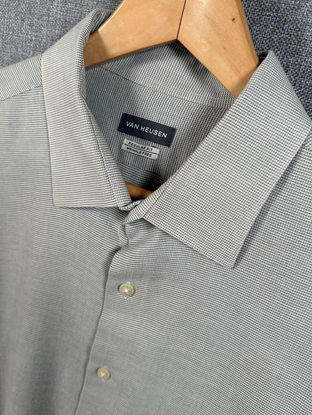 Van Heusen Mens XL Dress Shirt 17-17.5 34/35 Gray Micro Check Wrinkle Free